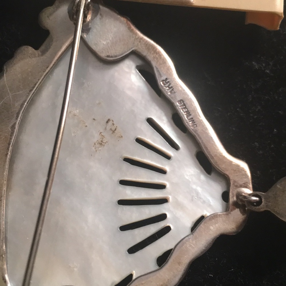 Amy Kahn Russell Brooch/Pendant - Picture 6 of 6